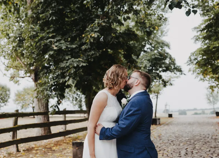 38 50mmfreunde hochzeit-rittergut-positz steffi-max 310