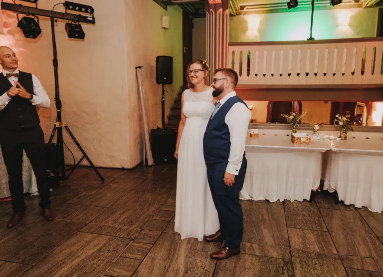 44 50mmfreunde hochzeit-rittergut-positz steffi-max 443