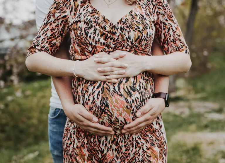 50mmfreunde Babybauch-Hof V+T 006