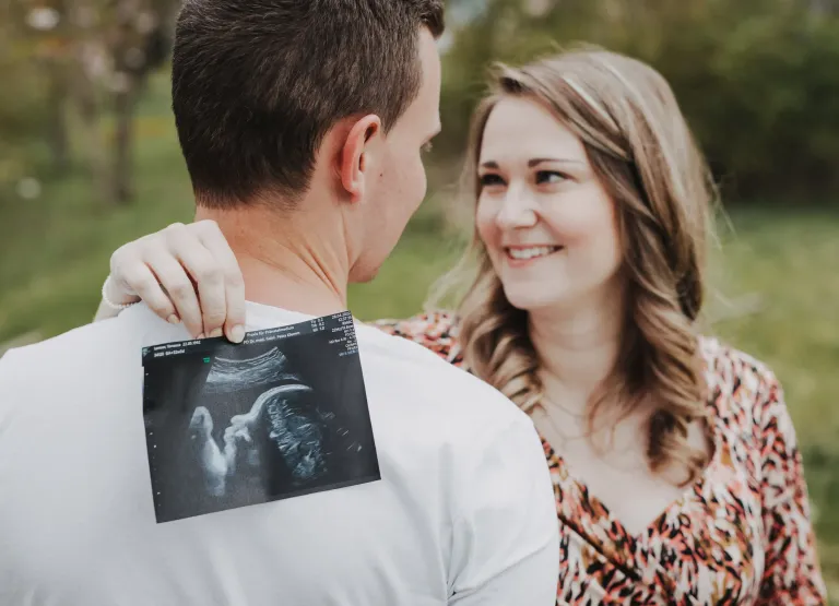 50mmfreunde Babybauch-Hof V+T 009