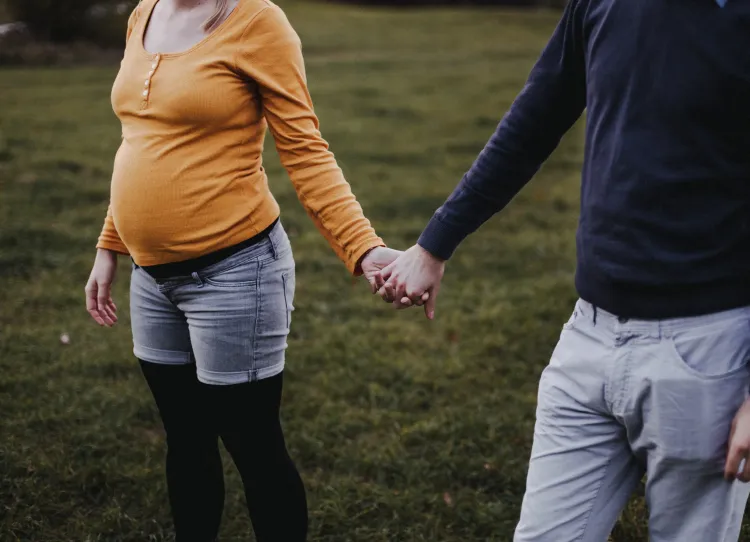 50mmfreunde Babybauch Steinkreuz Katja+Jakob 014